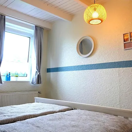 Apartment Seeschwalbe - Alte Schmiede Neugarmssiel