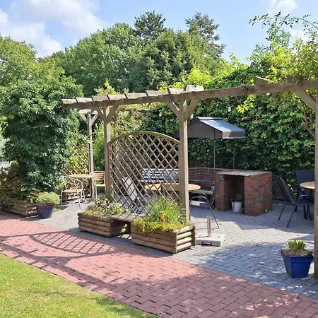 Seeschwalbe - Alte Schmiede Neugarmssiel Apartament