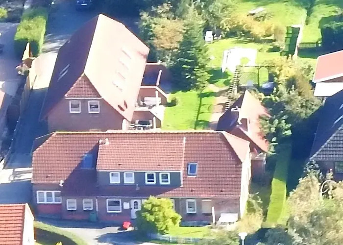 Seeschwalbe - Alte Schmiede Neugarmssiel Apartment *